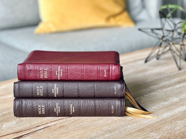 Let Women's Study Bible be your guide to faith